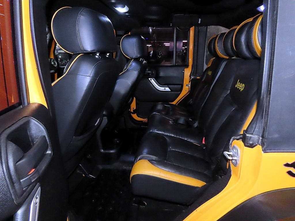 지프 랭글러 2.8 루비콘 4DR 이미지 7