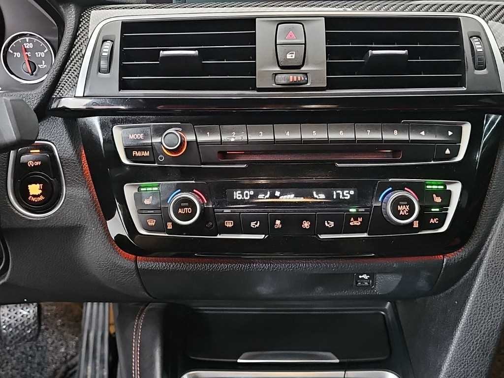 BMW 4시리즈 M4 (F82) 쿠페 컴패티션 이미지 10