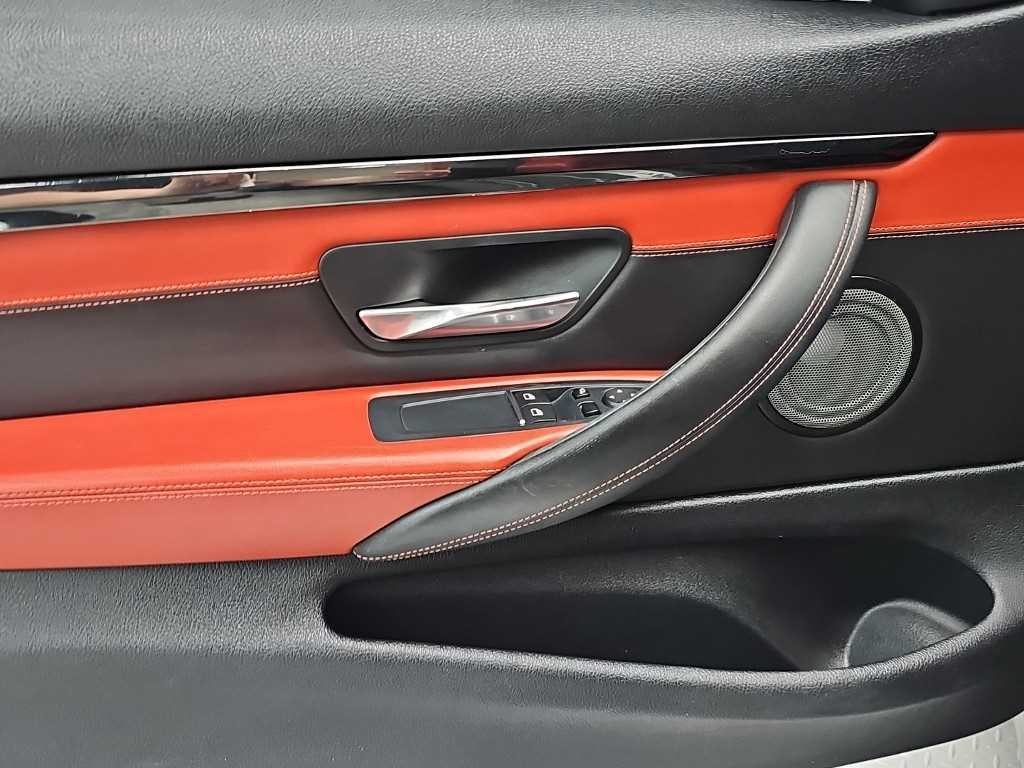 BMW 4시리즈 M4 (F82) 쿠페 컴패티션 이미지 15
