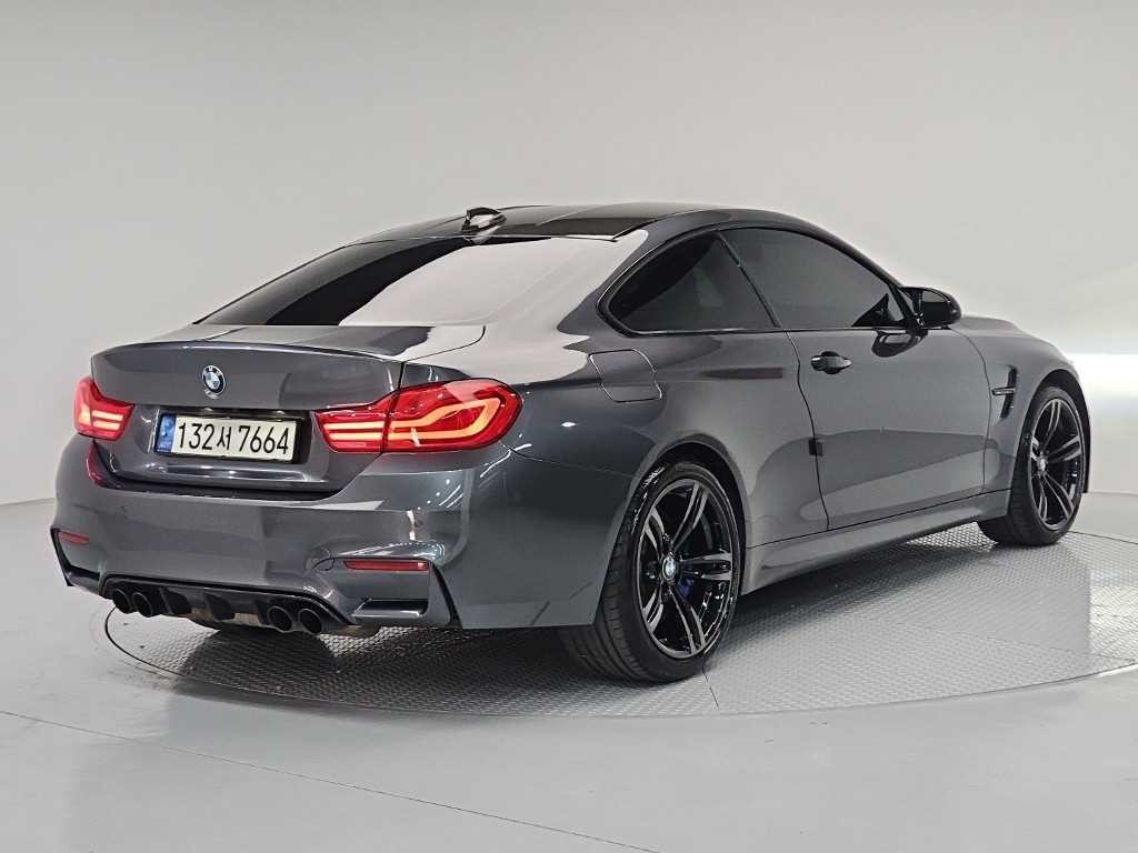 BMW 4시리즈 M4 (F82) 쿠페 컴패티션 이미지 4