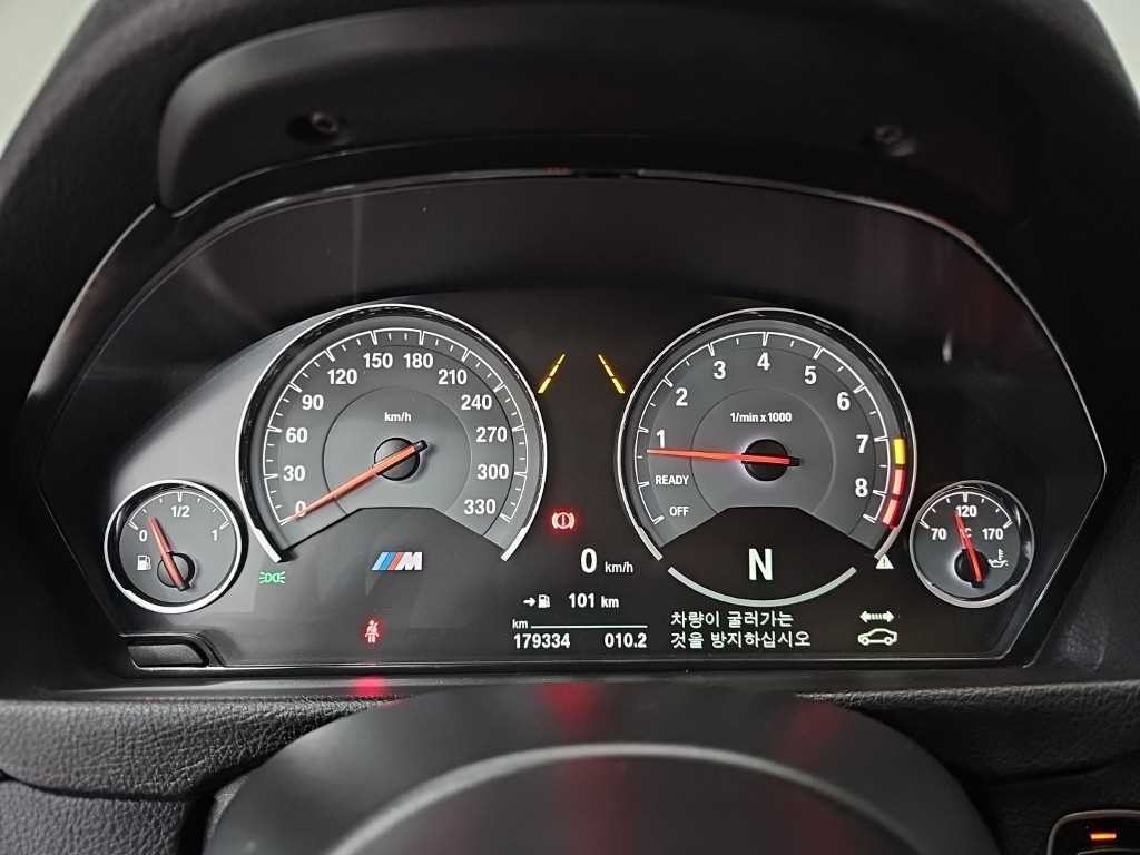 BMW 4시리즈 M4 (F82) 쿠페 컴패티션 이미지 6