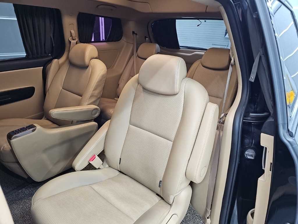 기아 카니발 더 뉴 카니발 디젤 9인승 하이리무진 프레스티지 이미지 12