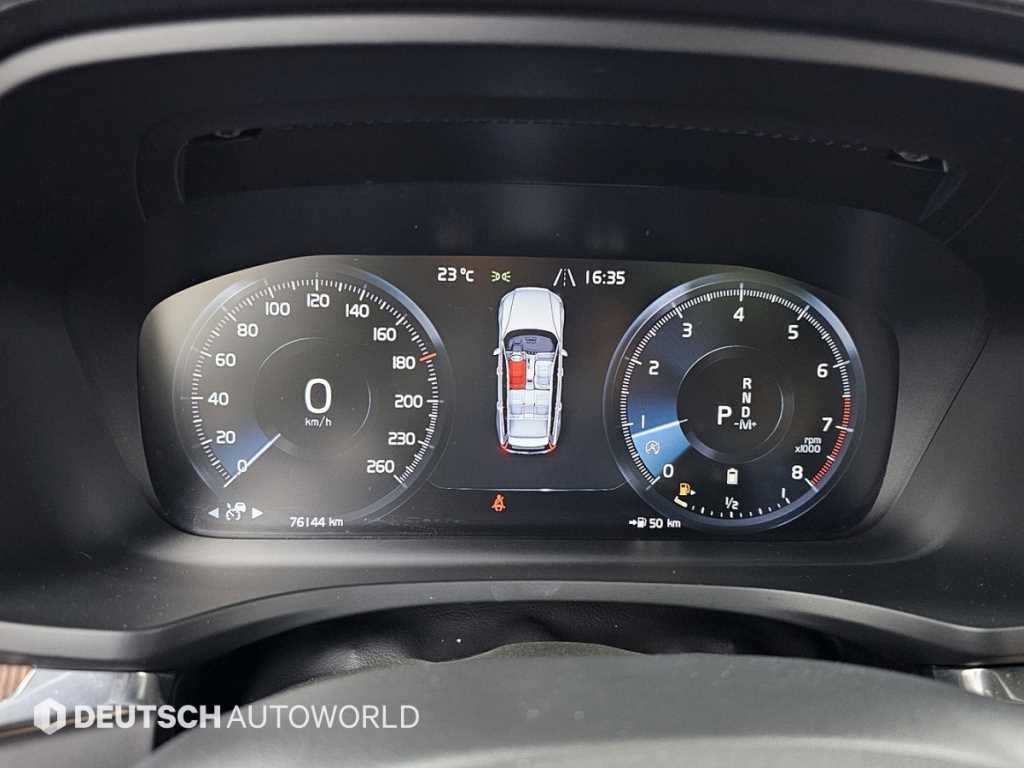 볼보 V60 V60 크로스 컨트리 2세대 2.0 B5 프로 AWD 이미지 8