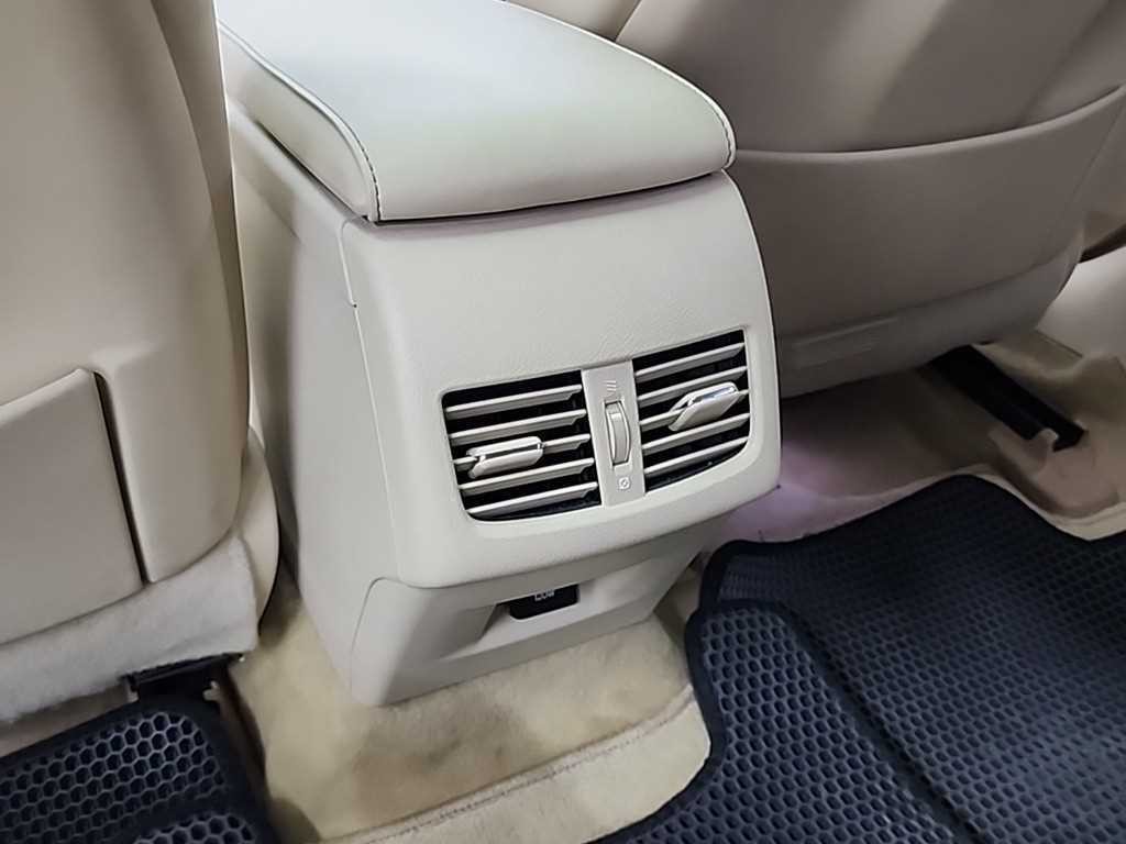 렉서스 ES 뉴ES300h 이그제큐티브 이미지 13