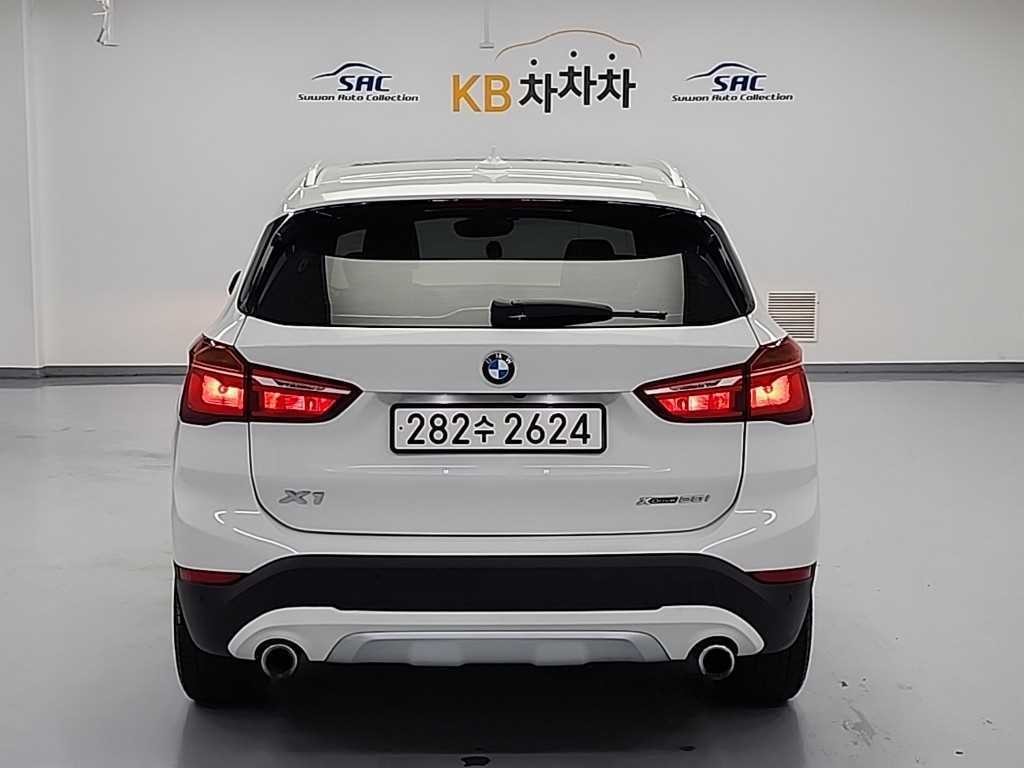 BMW X1 X1 (F48) xDrive 20i M 스포츠 이미지 3