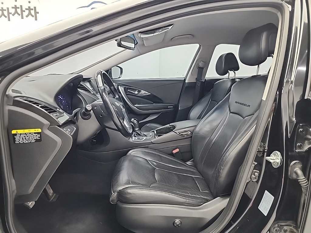 현대 그랜저 그랜저 HG HG300 PREMIUM 이미지 12