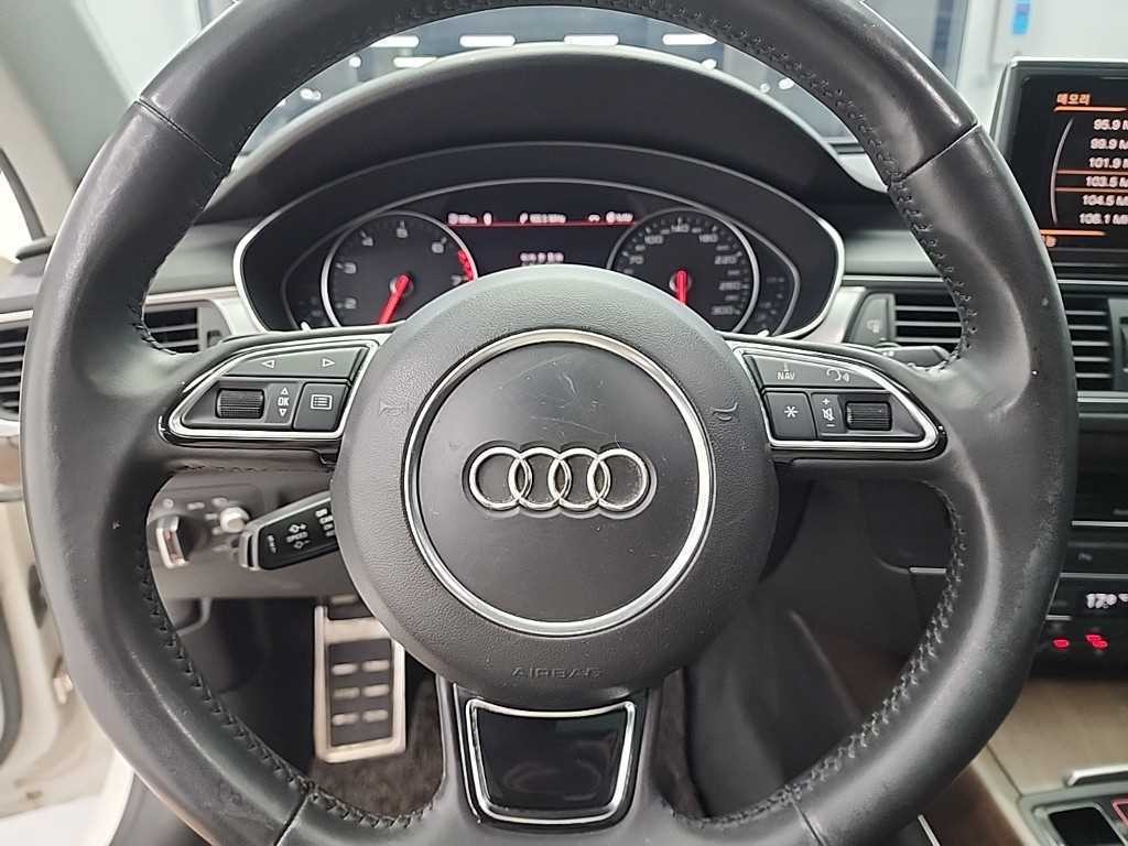 아우디 A7 3.0 TFSI 콰트로 다이나믹 이미지 10