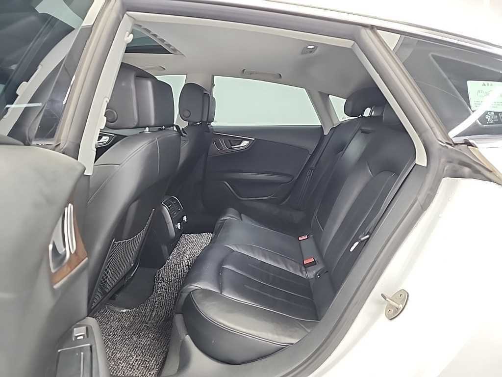 아우디 A7 3.0 TFSI 콰트로 다이나믹 이미지 13