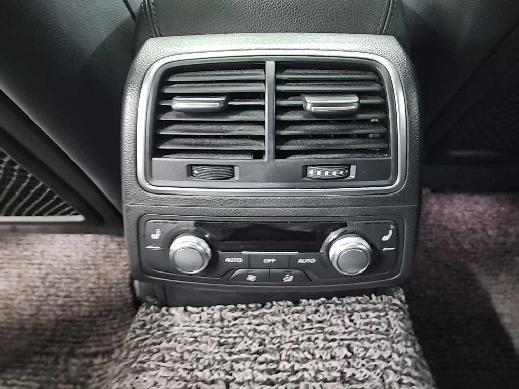 아우디 A7 3.0 TFSI 콰트로 다이나믹 이미지 14