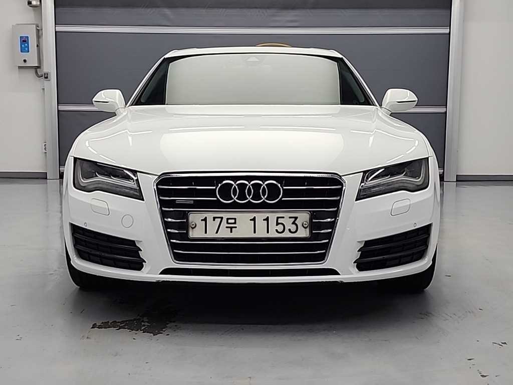 아우디 A7 3.0 TFSI 콰트로 다이나믹 이미지 3