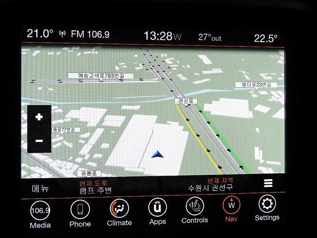 지프 레니게이드 1.6 디젤 리미티드 이미지 14
