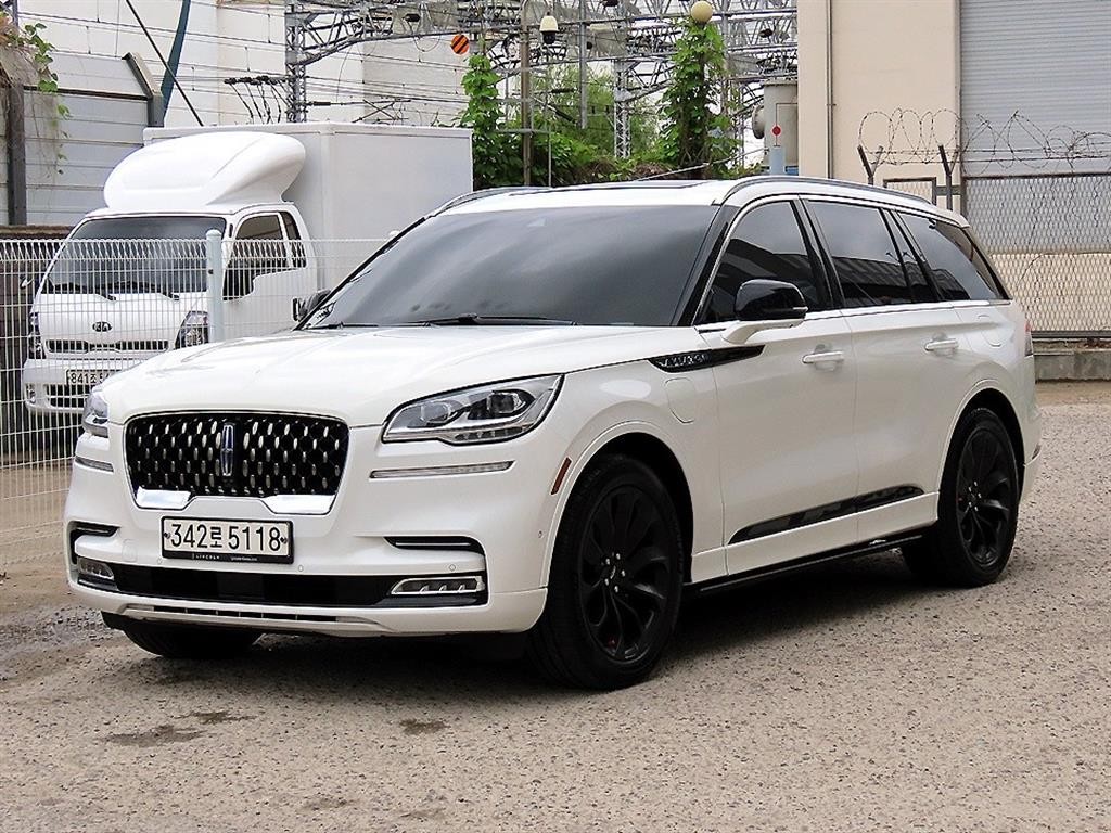 링컨 에비에이터 에비에이터 2세대 3.0 PHEV GT AWD 이미지 2