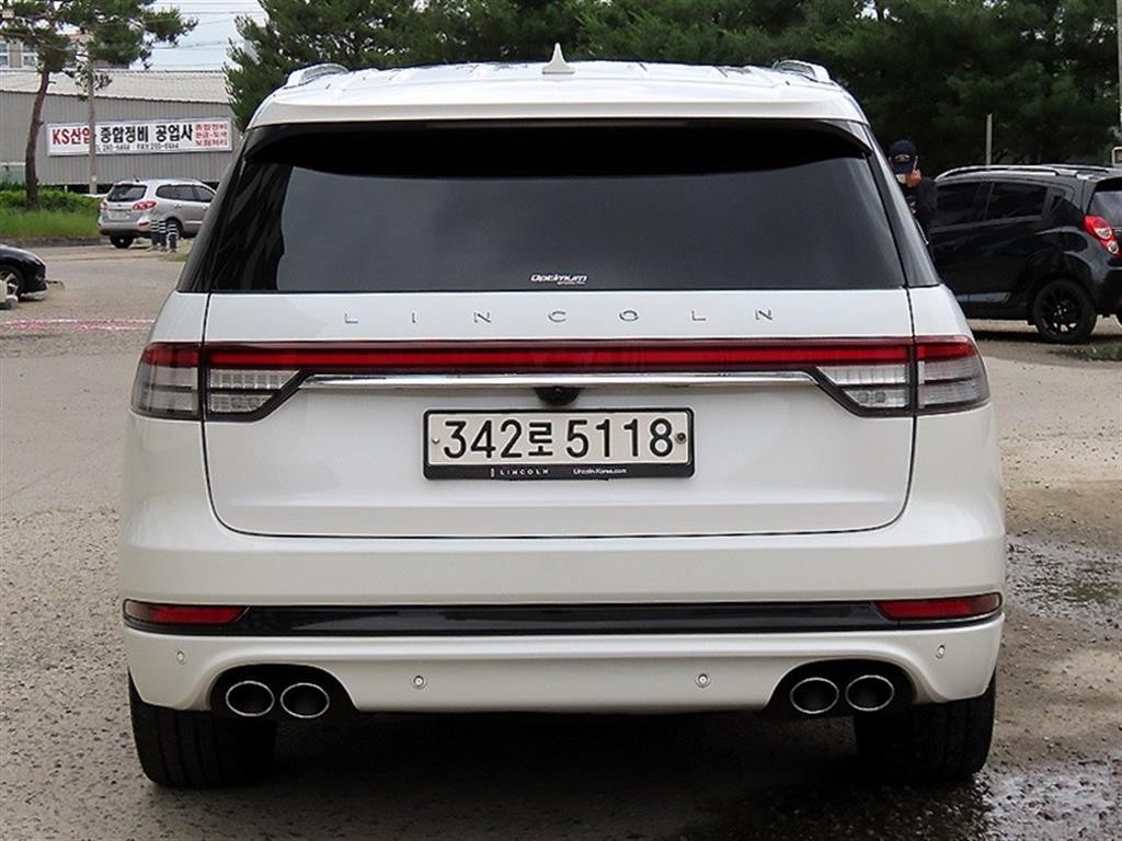 링컨 에비에이터 에비에이터 2세대 3.0 PHEV GT AWD 이미지 4