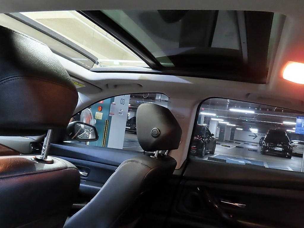 BMW 그란투리스모 3시리즈 GT (F34) GT 320D 이미지 16