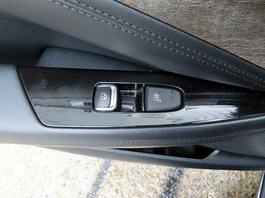 기아 K8 2.5 2WD 노블레스 이미지 16