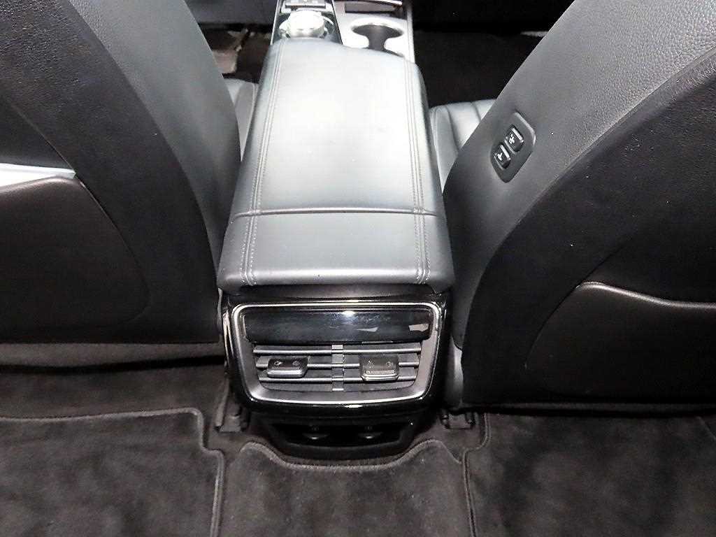 기아 K8 2.5 2WD 노블레스 이미지 17