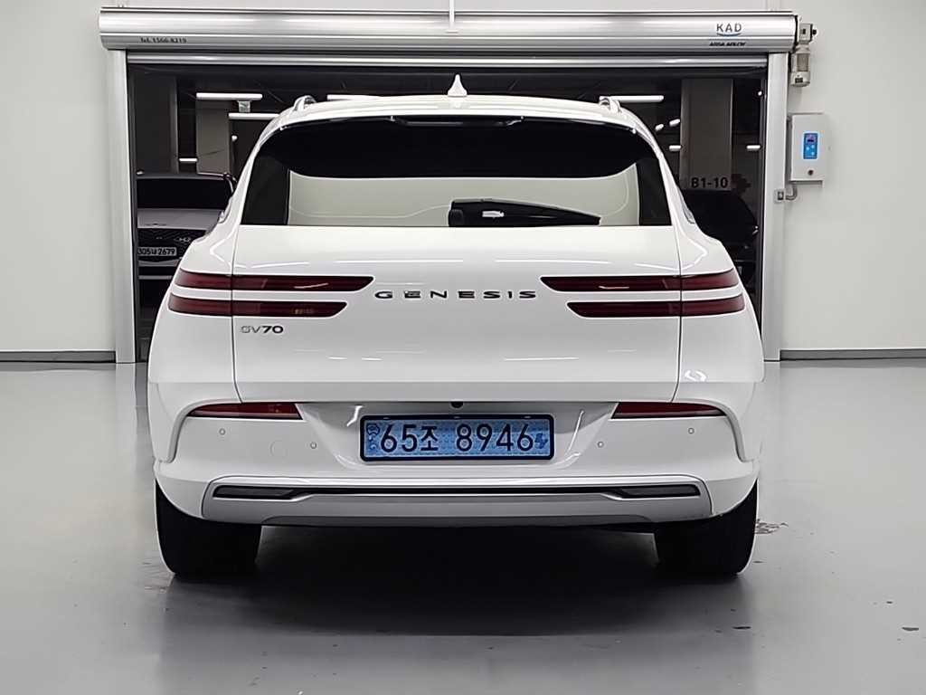 제네시스 GV70 일렉트리파이드 GV70 e-AWD 이미지 3