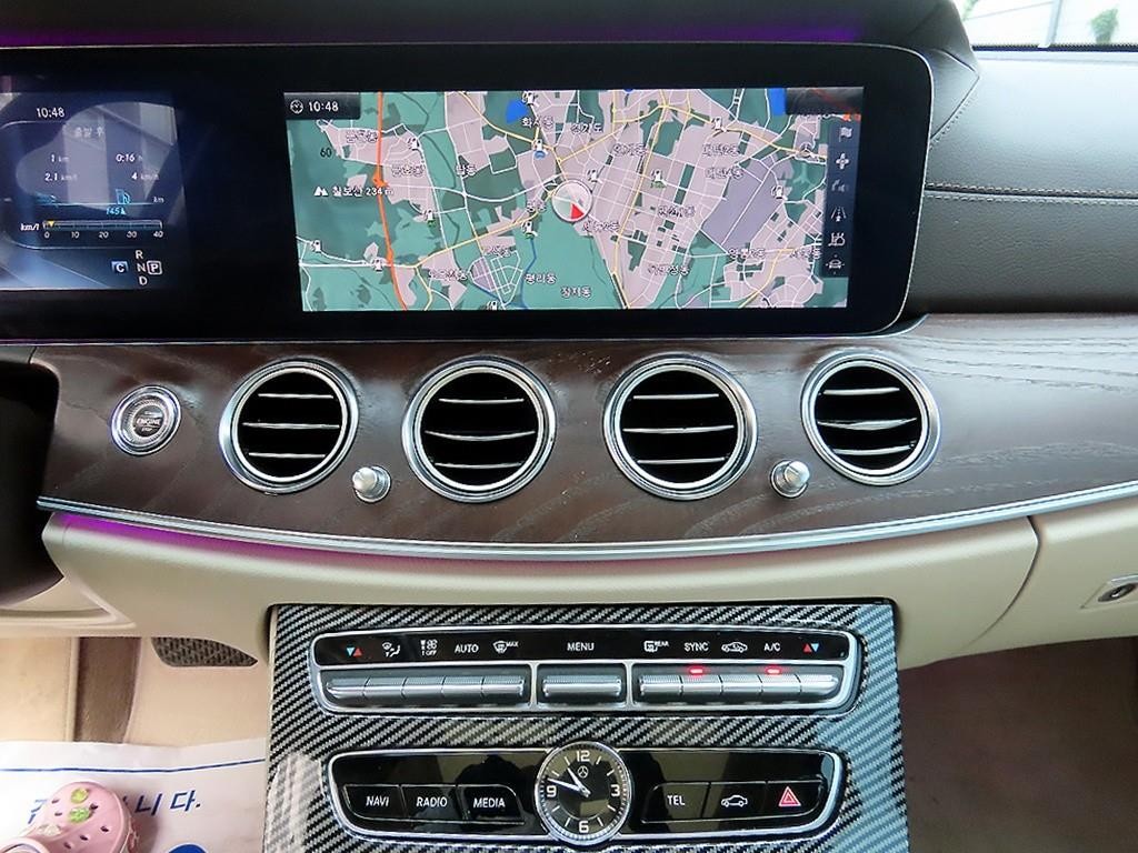 벤츠 E 클래스 E-클래스 W213 E300 익스클루시브 이미지 13