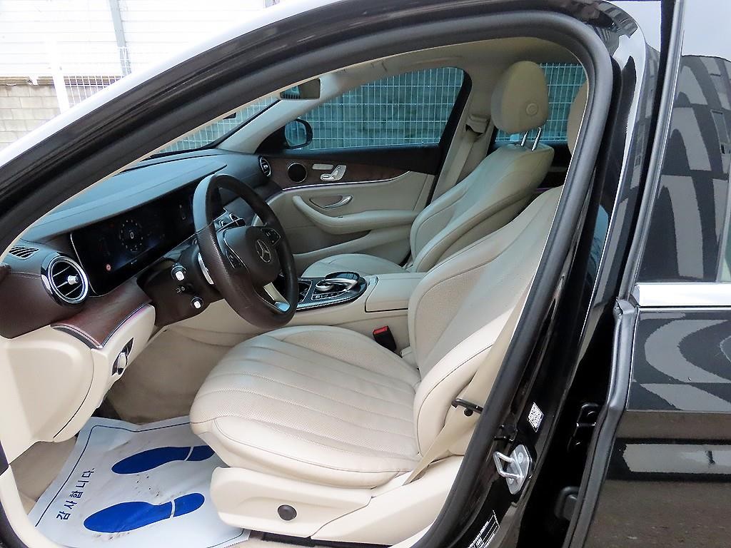 벤츠 E 클래스 E-클래스 W213 E300 익스클루시브 이미지 5