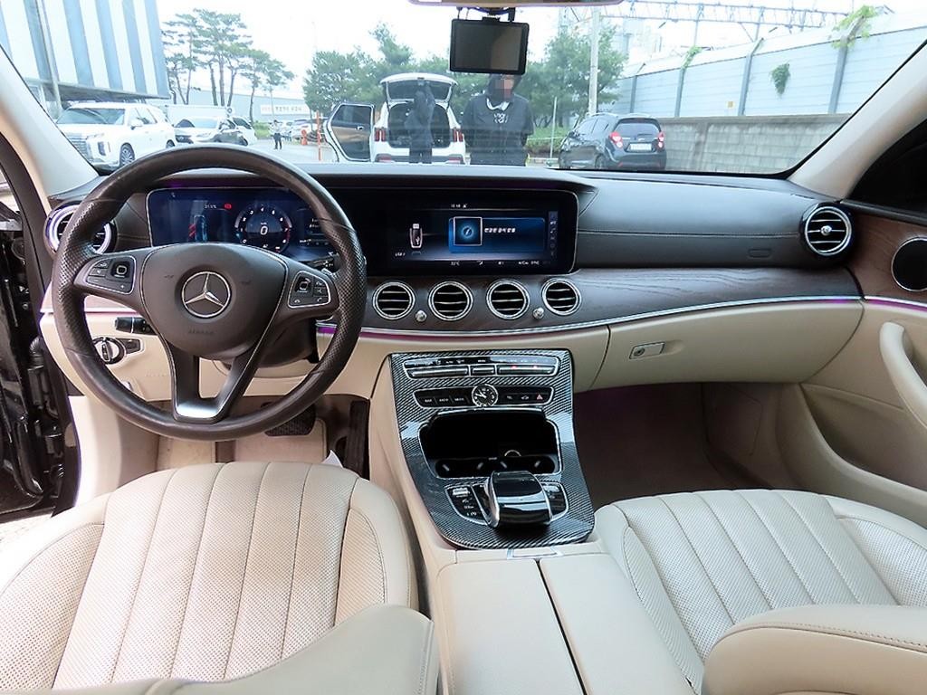 벤츠 E 클래스 E-클래스 W213 E300 익스클루시브 이미지 7