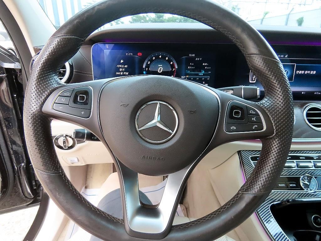 벤츠 E 클래스 E-클래스 W213 E300 익스클루시브 이미지 8