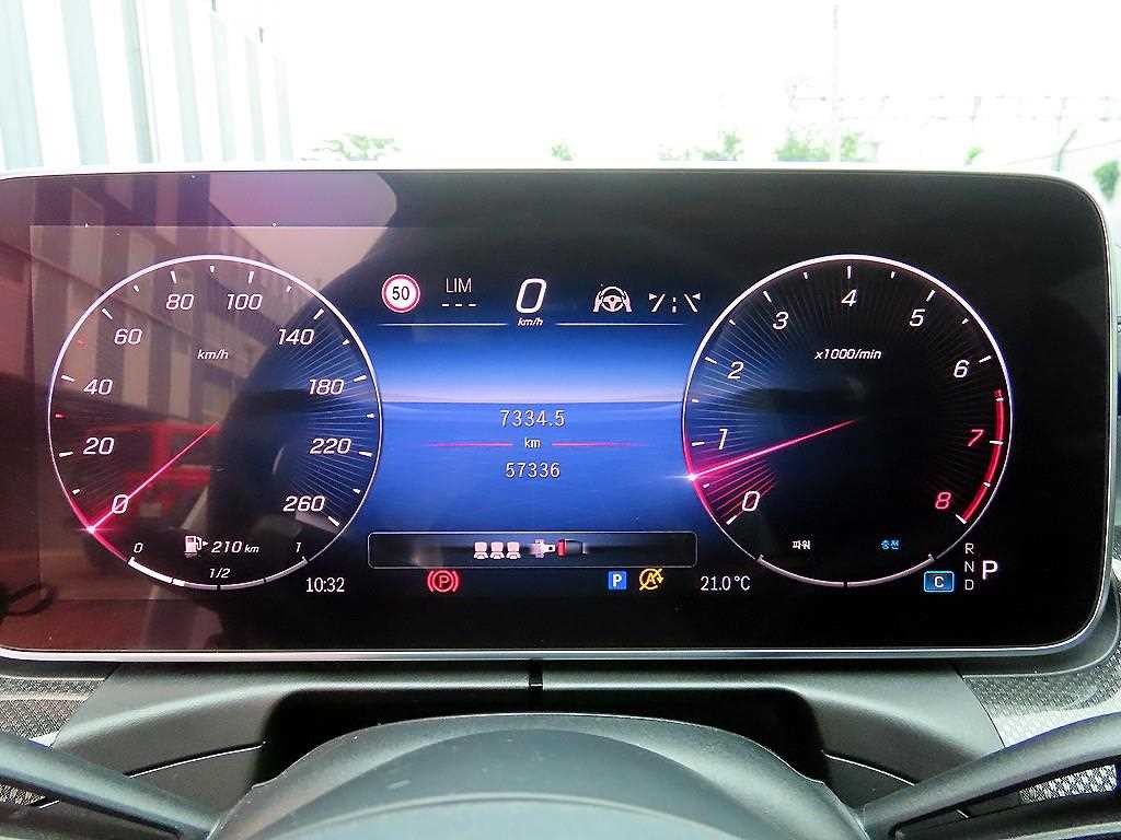 벤츠 C 클래스 C클래스 W206 C200 AMG 라인 이미지 10