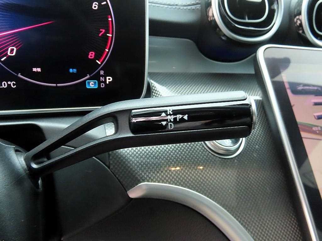 벤츠 C 클래스 C클래스 W206 C200 AMG 라인 이미지 11