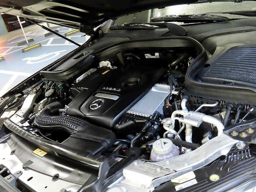 벤츠 GLC 클래스 GLC클래스 X253 GLC 300 e 4MATIC 쿠페 이미지 19