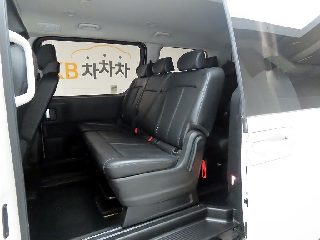 현대 스타리아 2WD 디젤 투어러 모던 9인승 이미지 13
