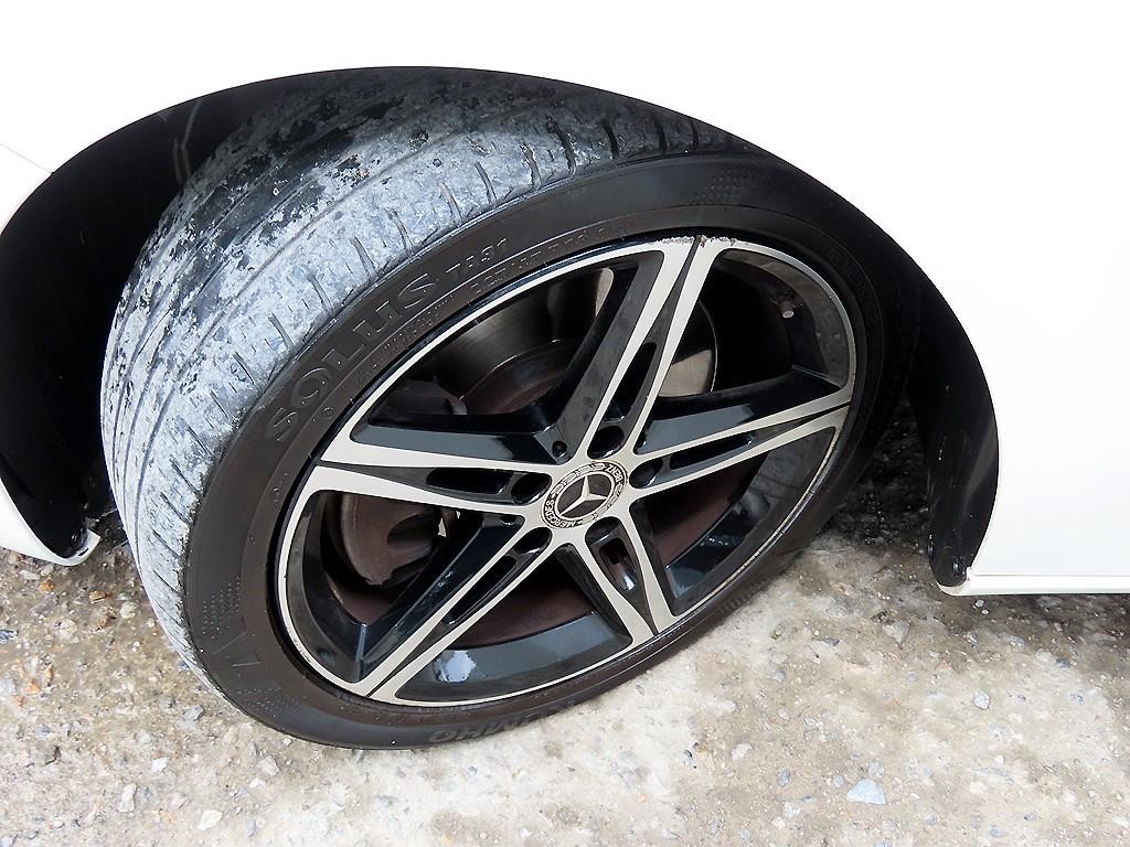 벤츠 A 클래스 A클래스 W177 A250 4MATIC 세단 이미지 17