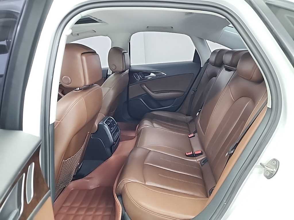 아우디 A6 뉴A6 2.0 TDI 다이나믹 이미지 12
