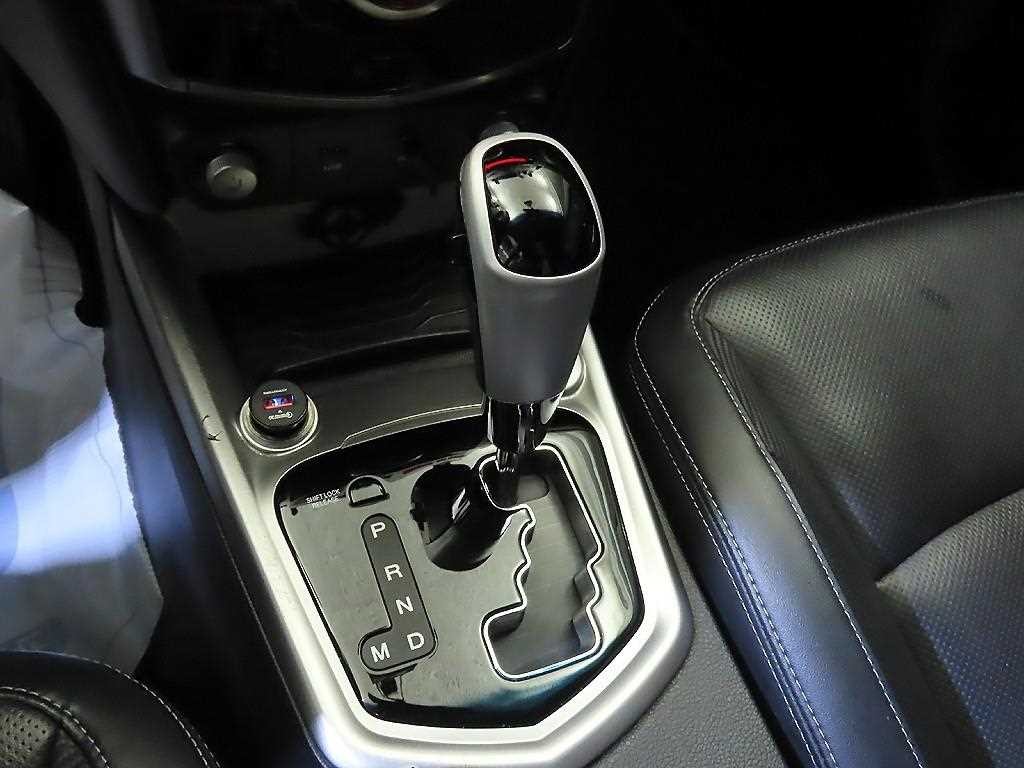 KG모빌리티(쌍용) 티볼리 가솔린 2WD 1.6 VX 이미지 12