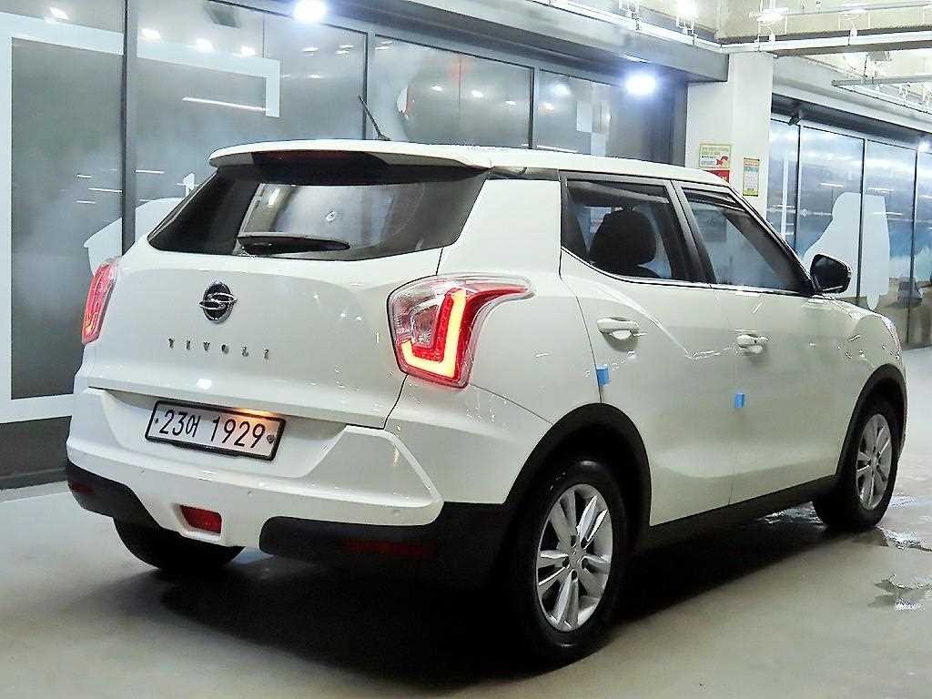 KG모빌리티(쌍용) 티볼리 가솔린 2WD 1.6 VX 이미지 4