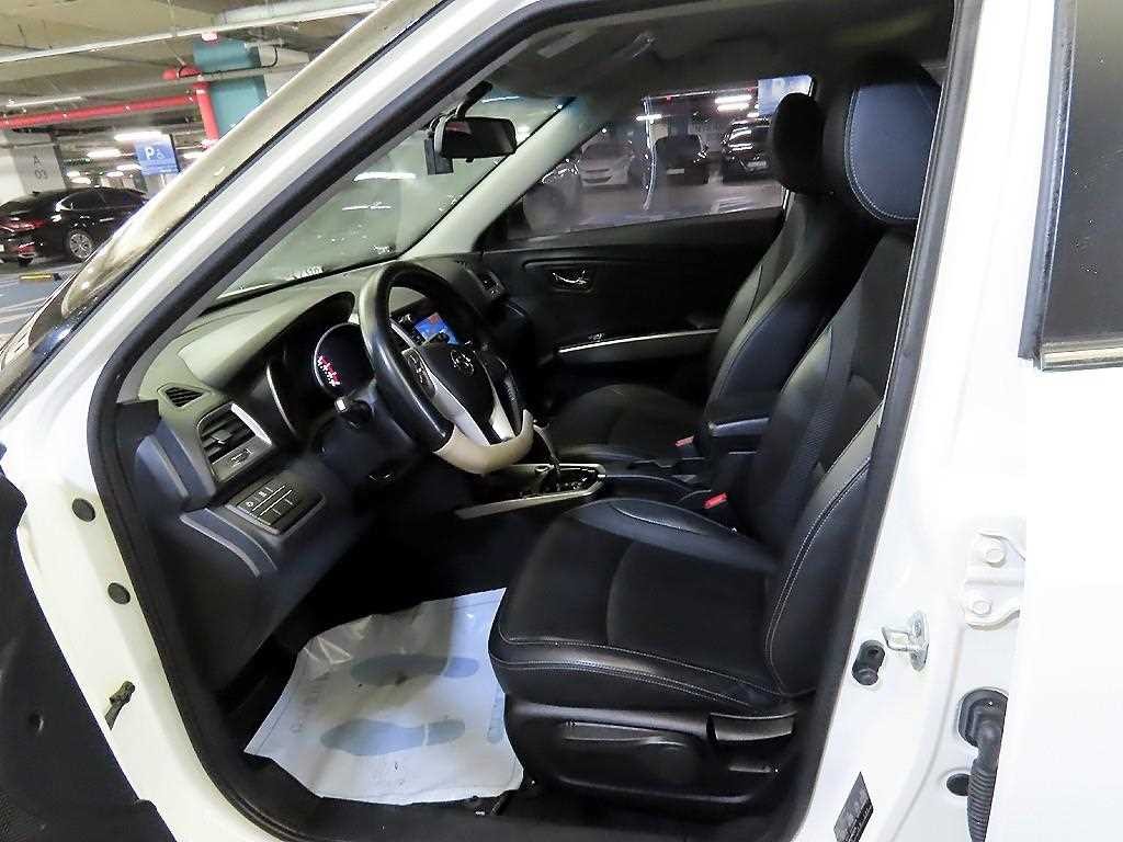 KG모빌리티(쌍용) 티볼리 가솔린 2WD 1.6 VX 이미지 6