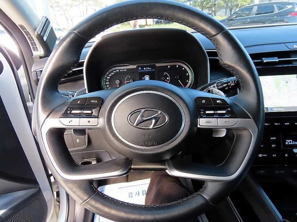 현대 투싼 투싼 (NX4) 디젤 2.0 2WD 모던 이미지 8