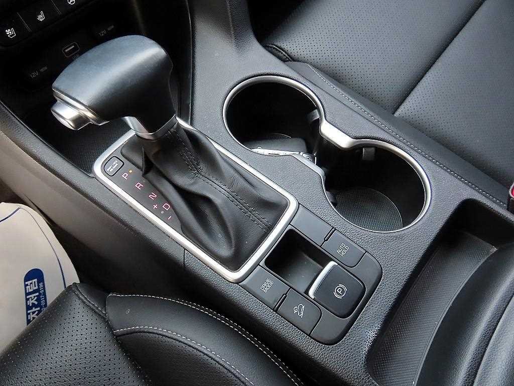 기아 스포티지 스포티지 더 볼드 1.6 디젤 2WD 프레스티지 이미지 10