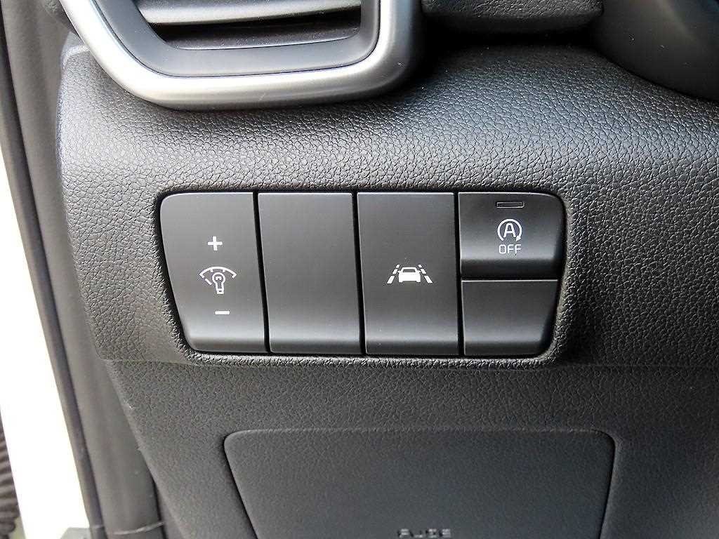기아 스포티지 스포티지 더 볼드 1.6 디젤 2WD 프레스티지 이미지 12