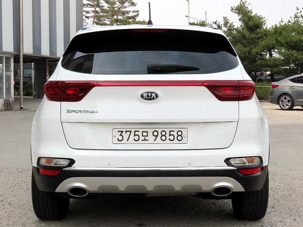 기아 스포티지 스포티지 더 볼드 1.6 디젤 2WD 프레스티지 이미지 4