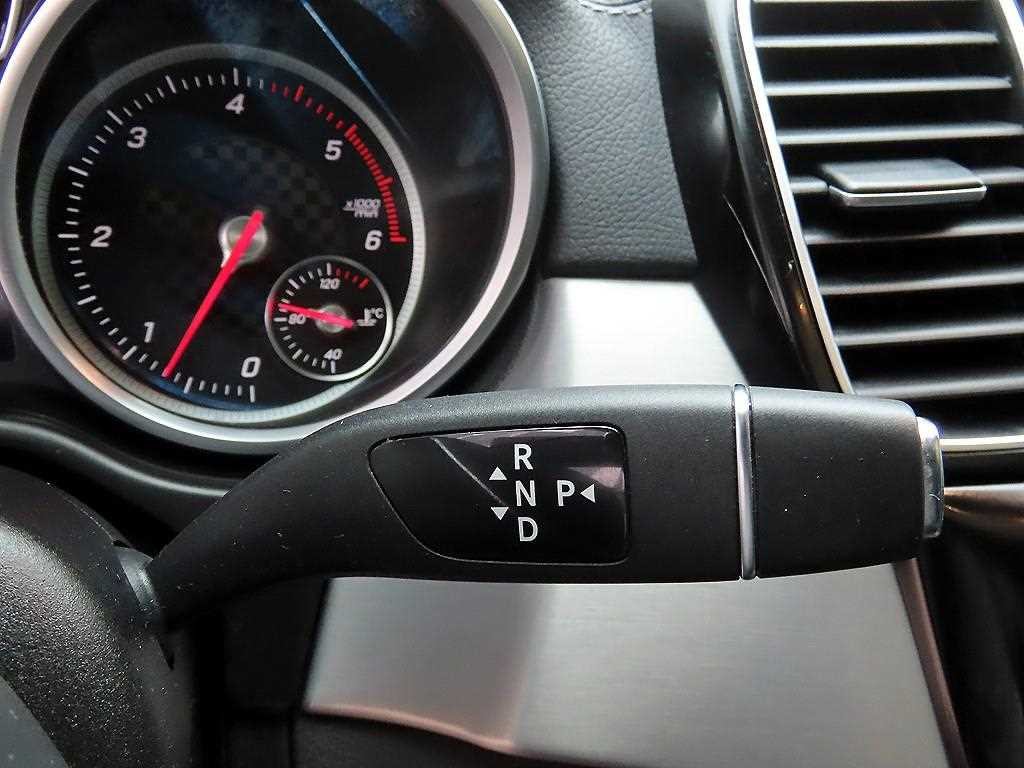 벤츠 GLE 클래스 GLE 클래스 W166 GLE 350 d 4MATIC 쿠페 이미지 10