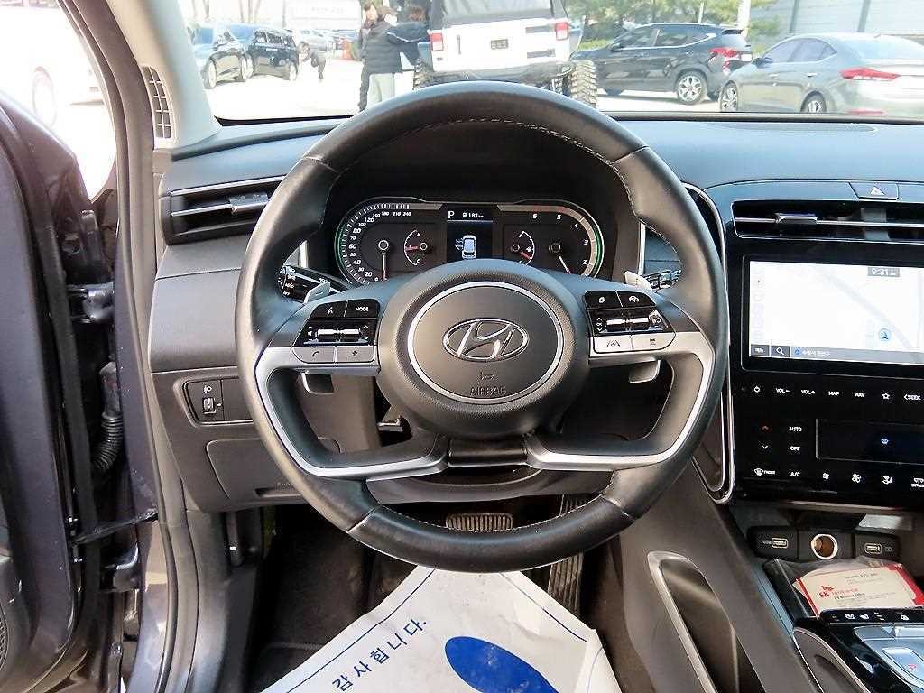 현대 투싼 투싼 (NX4) 디젤 2.0 2WD 프리미엄 이미지 8
