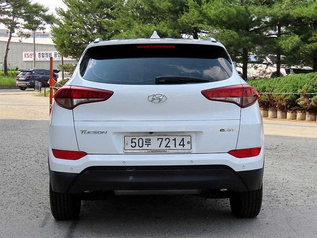 현대 투싼 올뉴투싼 디젤 1.7 2WD 모던 이미지 2