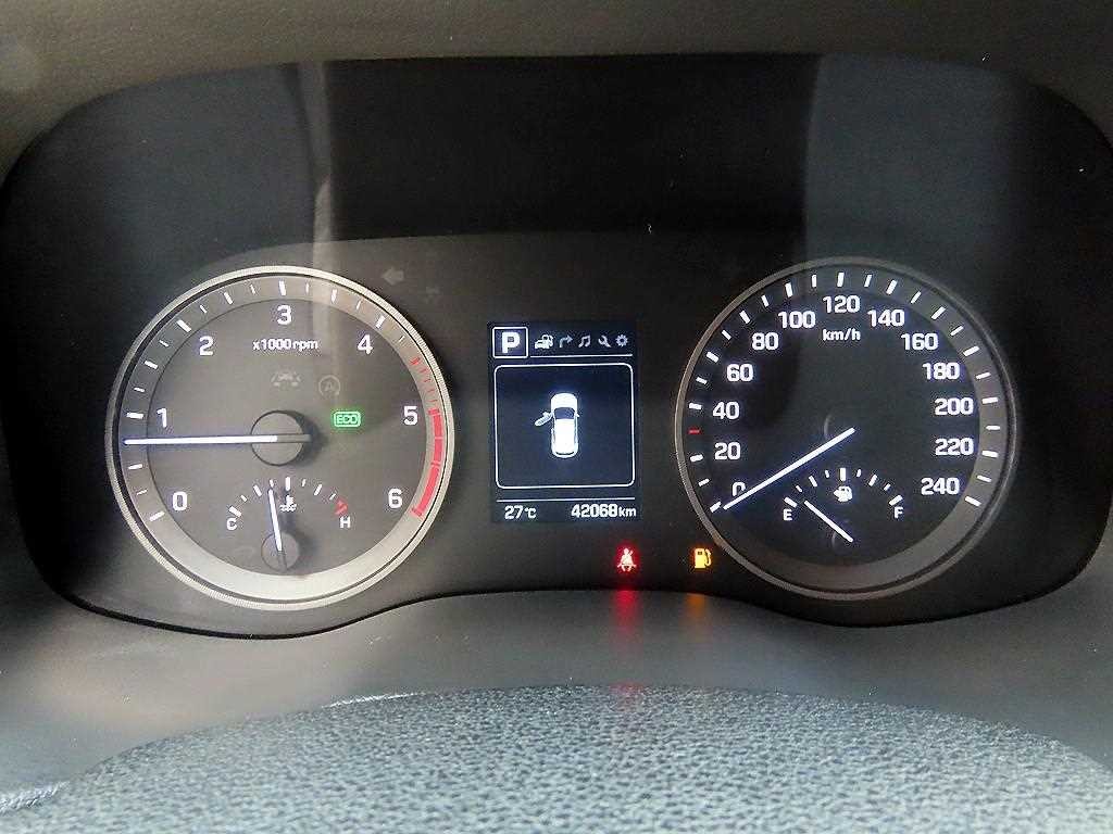 현대 투싼 올뉴투싼 디젤 1.7 2WD 모던 이미지 9