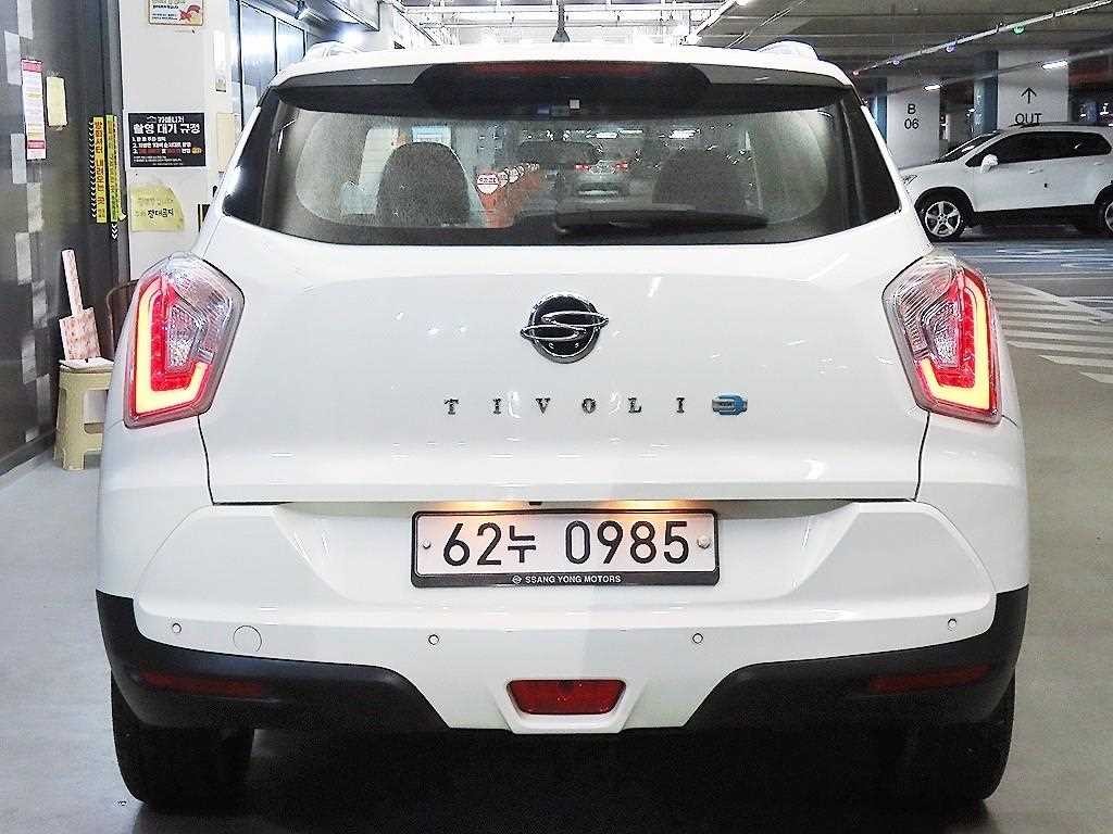 KG모빌리티(쌍용) 티볼리 디젤 2WD 1.6 VX 이미지 5