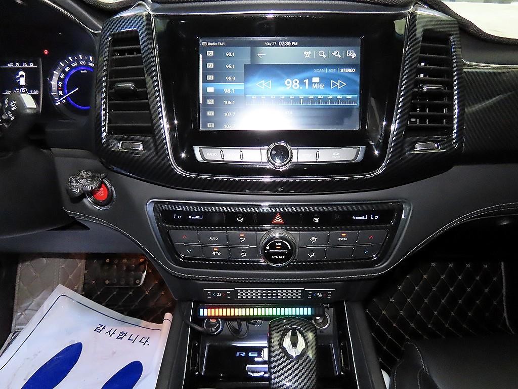 KG모빌리티(쌍용) 렉스턴 G4렉스턴 디젤 2.2 4WD 럭셔리 이미지 11