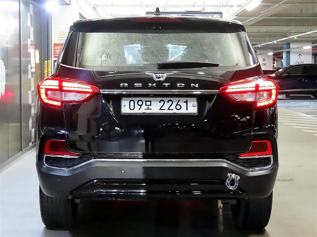 KG모빌리티(쌍용) 렉스턴 G4렉스턴 디젤 2.2 4WD 럭셔리 이미지 5