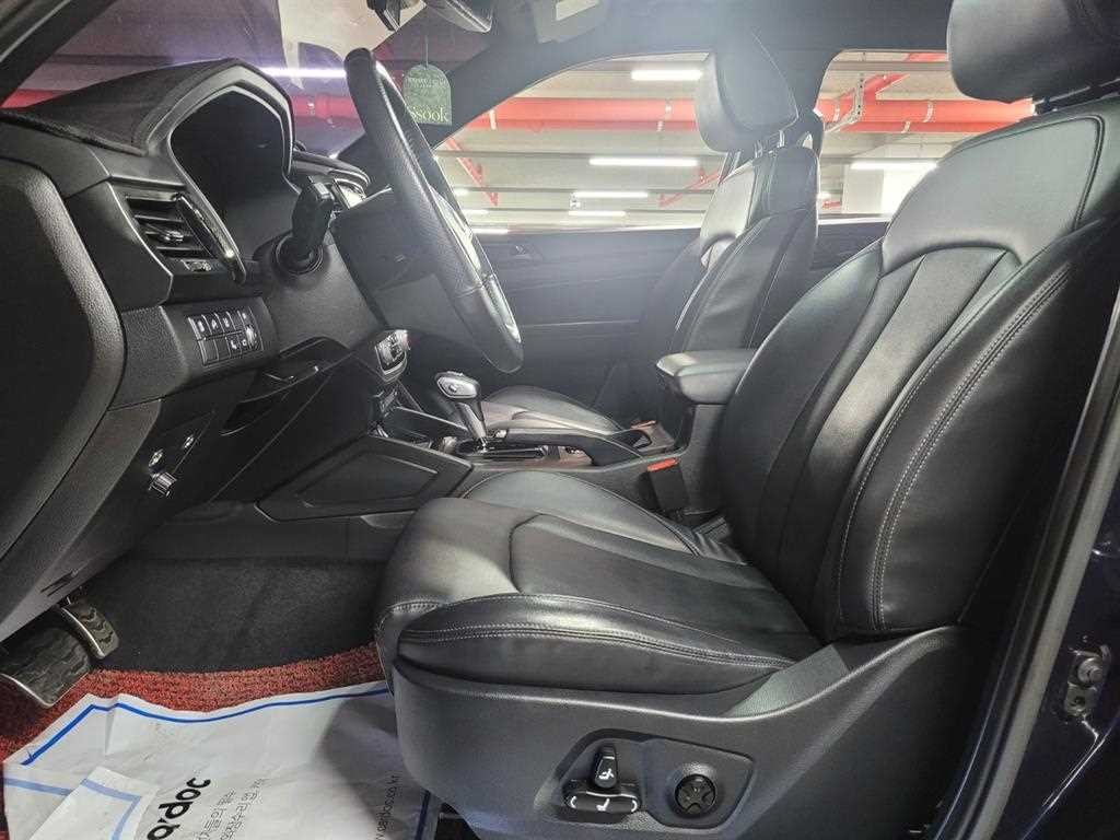 KG모빌리티(쌍용) 렉스턴 렉스턴 스포츠 칸 디젤 2.2 4WD 5링크 다이나믹 에디션 이미지 5
