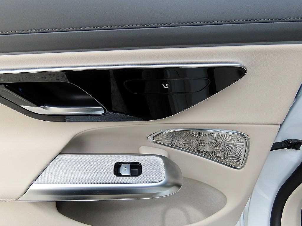 벤츠 E 클래스 E-클래스 W214 E300 4MATIC 익스클루시브 이미지 15