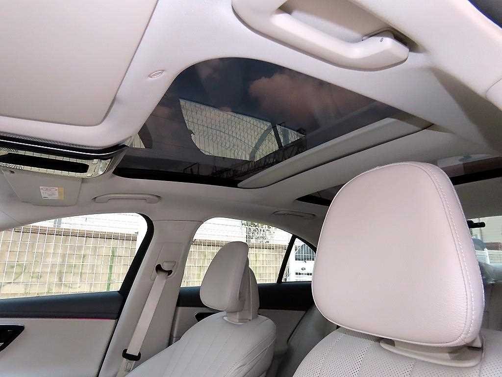 벤츠 E 클래스 E-클래스 W214 E300 4MATIC 익스클루시브 이미지 17
