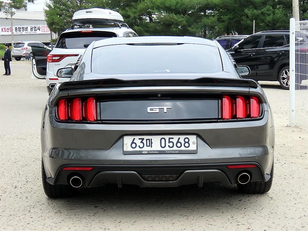 포드 머스탱 머스탱 6세대 5.0 GT 쿠페 이미지 4