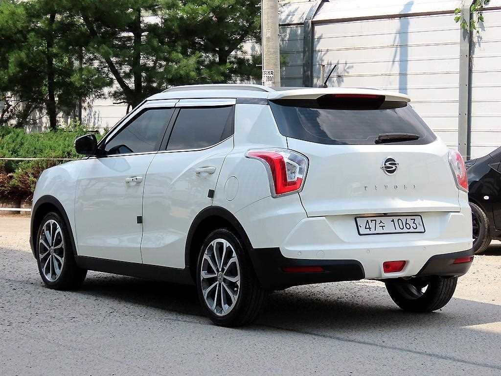 KG모빌리티(쌍용) 티볼리 가솔린 2WD 1.6 LX 이미지 3